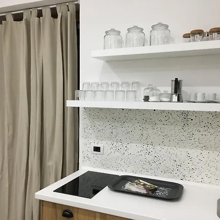 Costantino Apartmán *